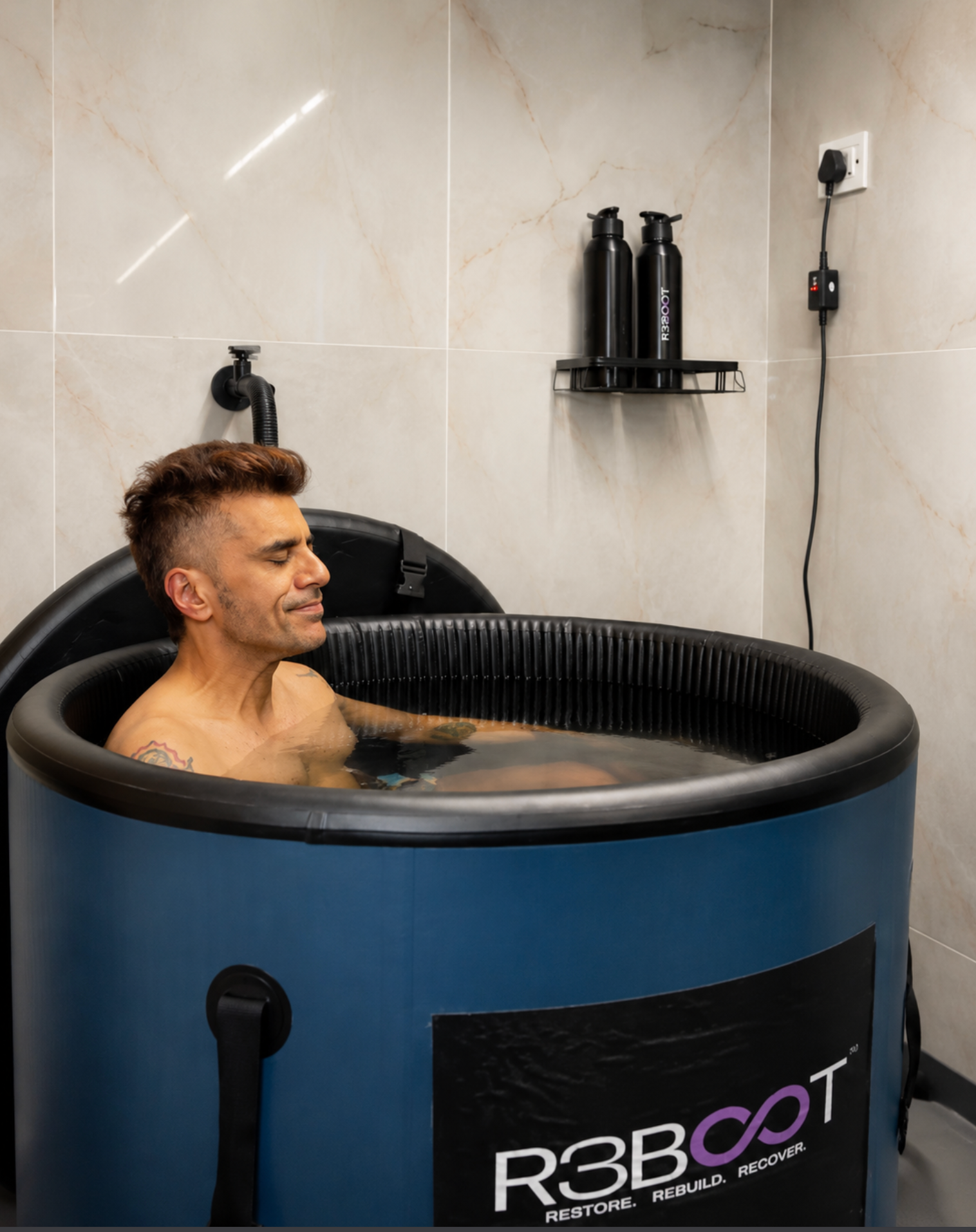 R3BOOT contrast therapy cold plunge session